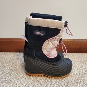 Totes snow boots